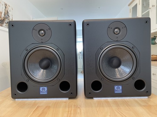 Quested v2108 iv speakers - quested,