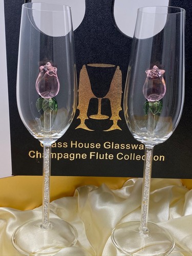 Two rose champagne - two, flutes™