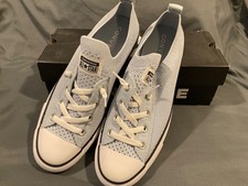 New Women’s Converse All