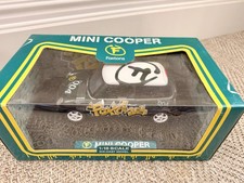 Foxtons Grafitti Mini Cooper