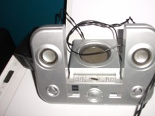 Bush MP3 Speaker Dock MP002 3 Speakers Mains or Batteries