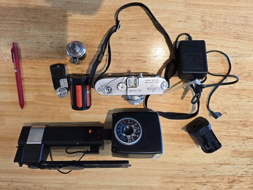 Old leica with summaron - m2,