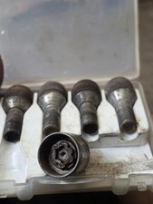 Renault Laguna Locking Wheel Nut Set From 2012