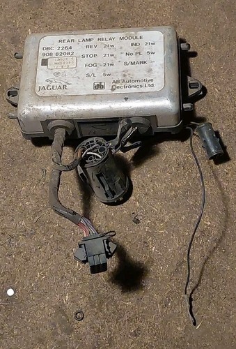 Rear light control unit jaguar - rear,