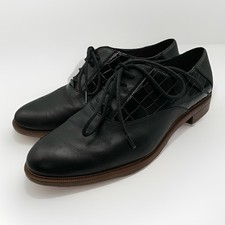 Clarks Black Shoe Sz 5 Flaking/crumbling To Insoles. Outer Shoe & Sole Excellent