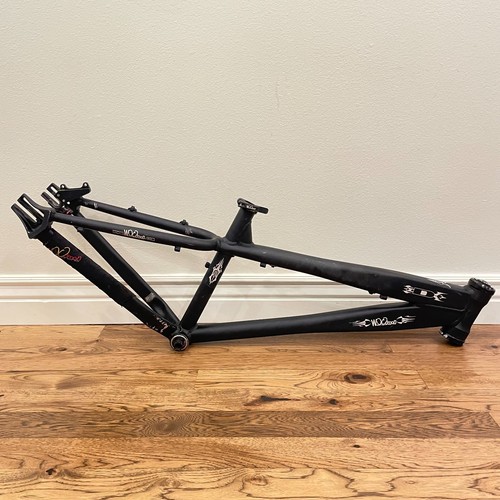 Woodman series dirt jumper - d,