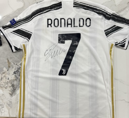Ronaldo signed juventus shirt - ronaldo,