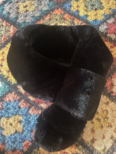 Black faux fur - faux, stole