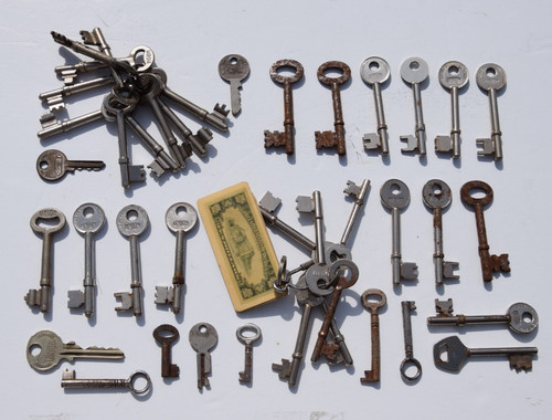 Job lot vintage metal - lot,