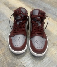 Air Jordan 1 Mid UK 7.5 Nearly New! With Box!