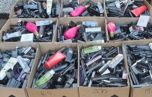 Joblot mixed avon items - joblot,