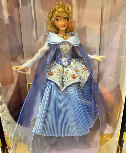 Disney limited edition - , doll