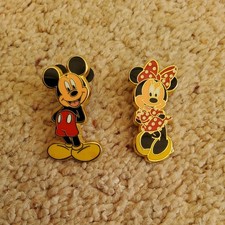 2x Disneyland Resort Paris - Classic Mickey Mouse & Minnie Mouse Pins