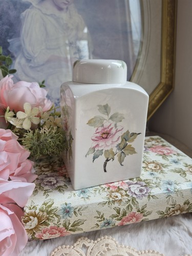 Vintage shabby chic style - vintage,