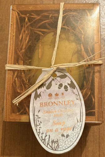 Vintage bronnley english - bronnley,