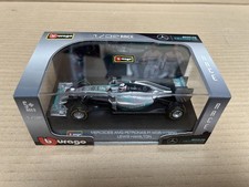 Burago Mercedes AMG Petronas F1 W05 Hybrid Lewis Hamilton 1/32