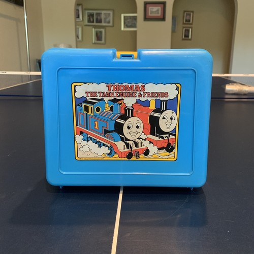 Thomas the tank engine - thomas,