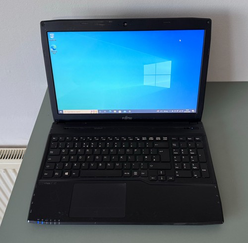 Fujitsu lifebook a544 - 15.6",