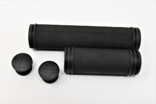 Pair GT Bike Handlebar Grips