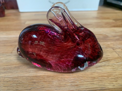 Wedgewood style cranberry red - style,