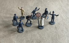 Triang Minic RML - 73 Urban Figures Set Plus Spares - OO Gauge