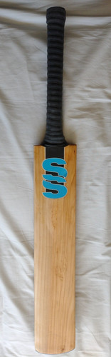 Stuart surridge alpha - alpha, cricket
