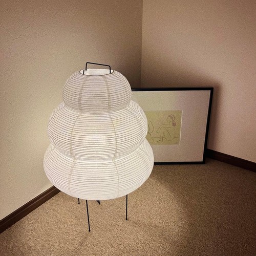 Isamu noguchi akari 24n - noguchi, stand