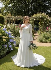 MAGGIE SOTTERO COUTURE: Beautiful Dream Come True Wedding Gown Size: 8 UK 