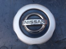One Genuine Nissan Navara D22