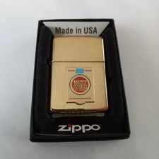 Zippo Lucky Strike Metal Gold