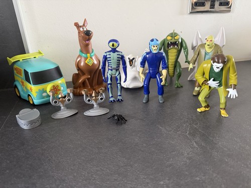 Scooby doo action figure - action,