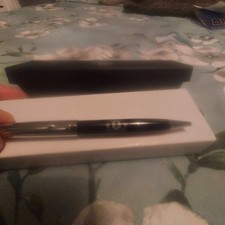 Manchester United Pen Official