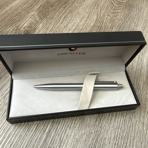Sheaffer brushed chrome - ,