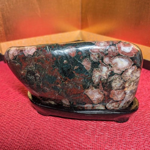 Suiseki japanese viewing stone - suiseki,