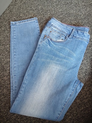 Womens new look - new, yesyes
