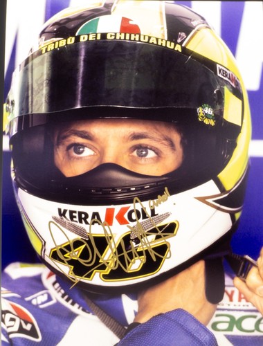 Valentino rossi motorcycle - valentino,