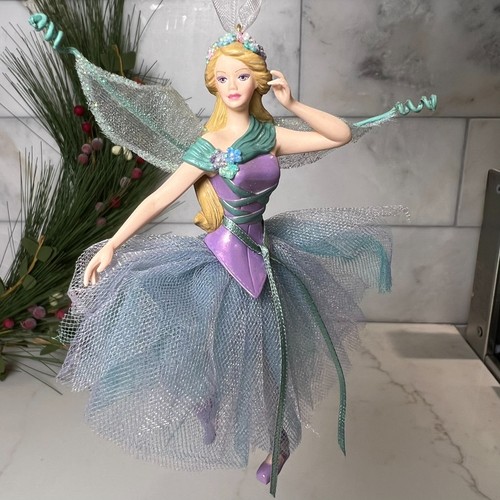 Barbie 2005 hallmark keepsake - barbie,