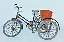 VINTAGE TRICYCLE BIKE BICYCLE SMALL PROPORTION SMALL CHILD DOLL TEDDY BEAR SIZE