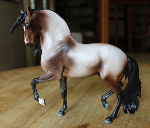 Breyer custom bay roan - breyer,