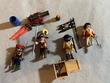 Playmobil 5136 Pirates Commander with Armoury  