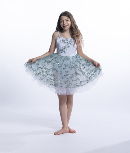 1st position forest - forest, dance