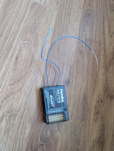 Futaba r617fs 4ghz channel - 2.4ghz, 7-channel