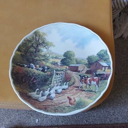Royal doulton farmyard - royal,