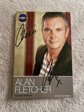 ALAN FLETCHER  (NEIGHBOURS)  HAND SIGNED OFFICIAL CAST FAN CARD- AUSTRALIAN TV