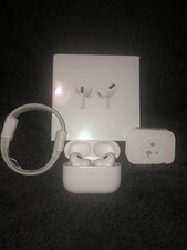 Apple AirPods Pro 2nd Generation with MagSafe Wireless Charging Case (USB‑C)...