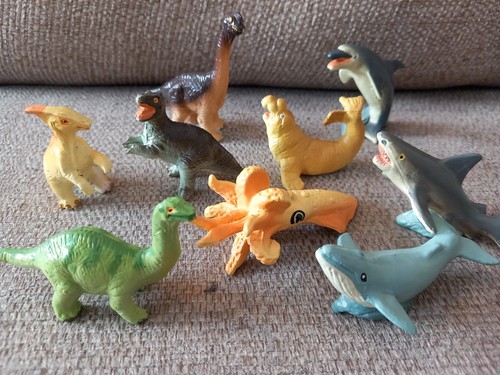 Vintage safari mini animals - 9x,