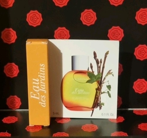 Clarins eau des jardins - clarins,