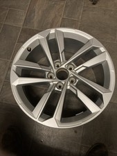 GENUINE AUDI A3 8Y MODEL 17" 5