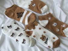 NEW!  FIVE PAIRS OF LADIES