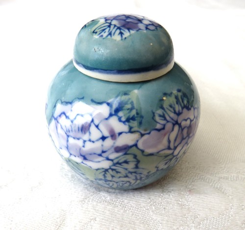 Chinese small ginger jar - ginger,